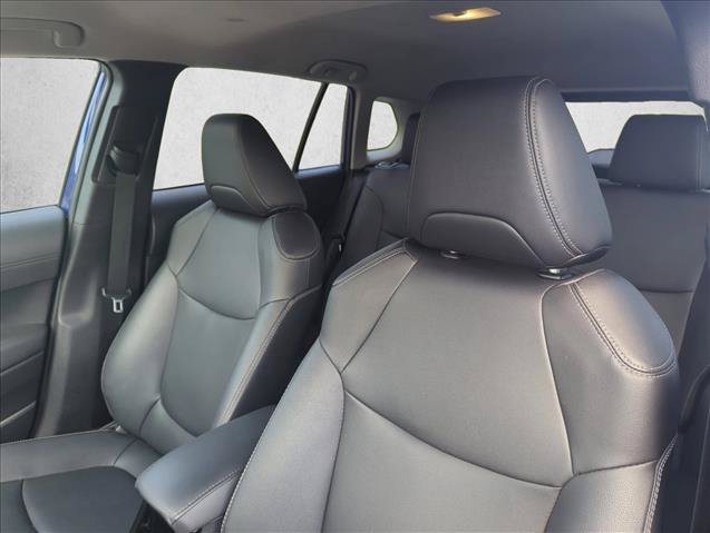 Certified 2025 Toyota Corolla Cross XLE FWD image 12