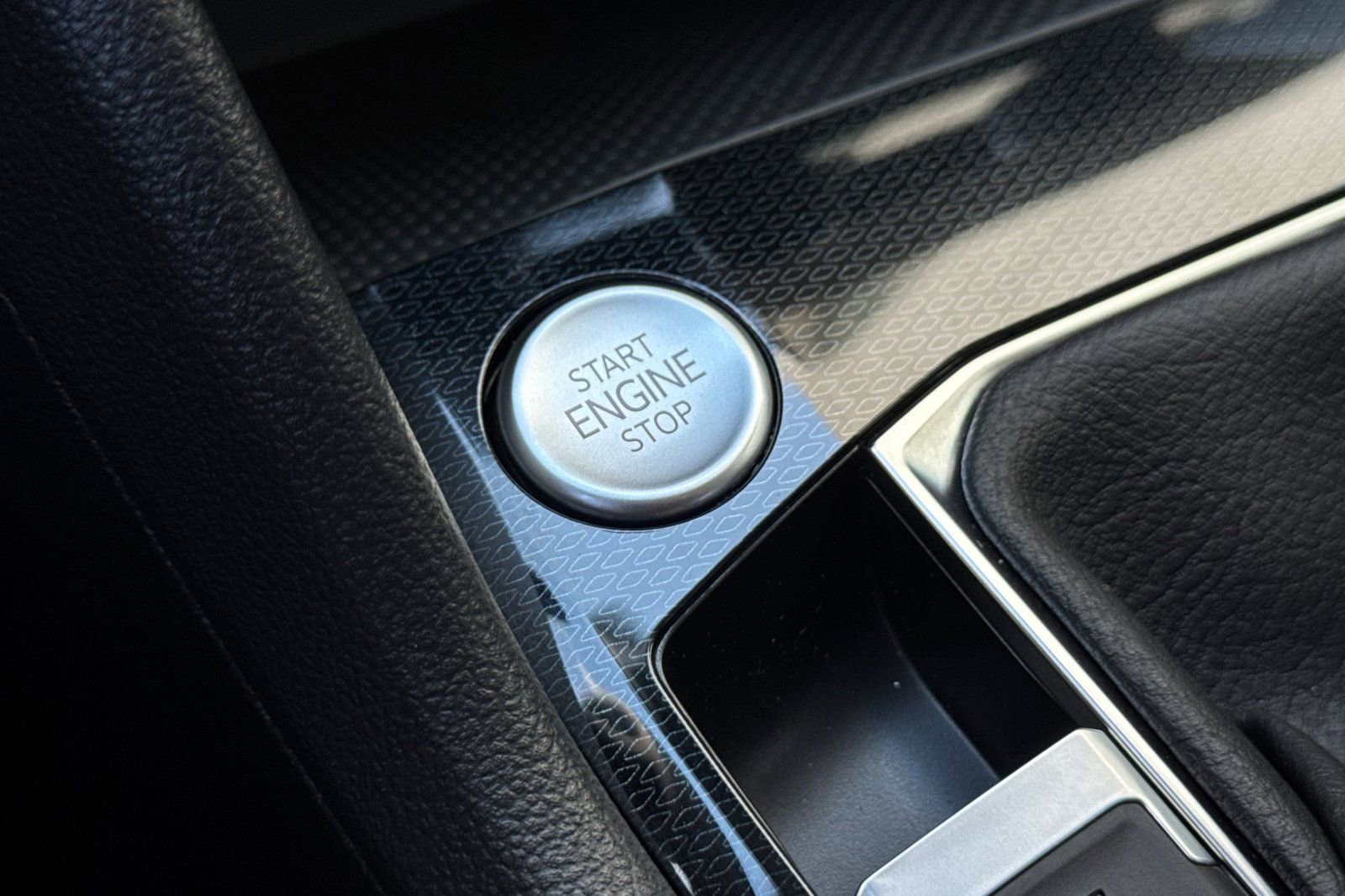 New 2026 Volkswagen Taos S FWD image 20