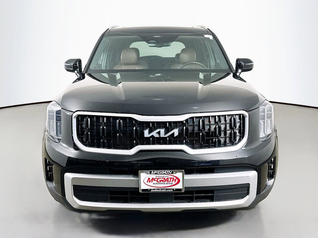 Certified 2023 Kia Telluride EX w/ EX Captain's Chair Package FWD image 19