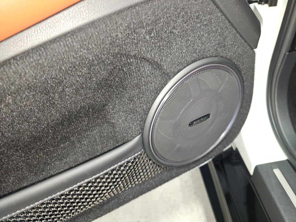 Used 2024 Nissan GT-R Premium w/ Premium Interior Package image 24