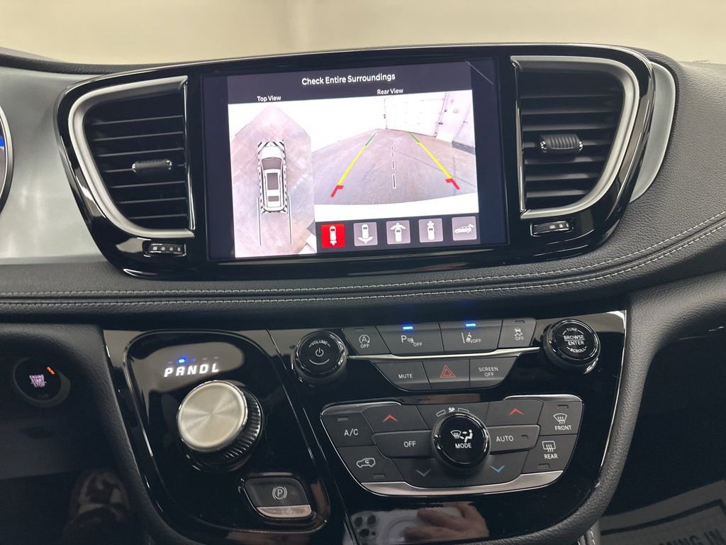 New 2026 Chrysler Pacifica Limited w/ S Appearance Package image 50