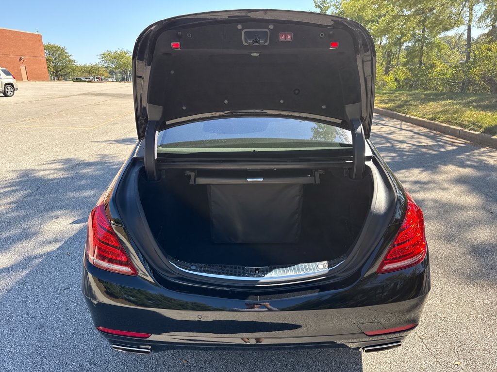Used 2016 Mercedes-Benz S 550 Sedan image 25