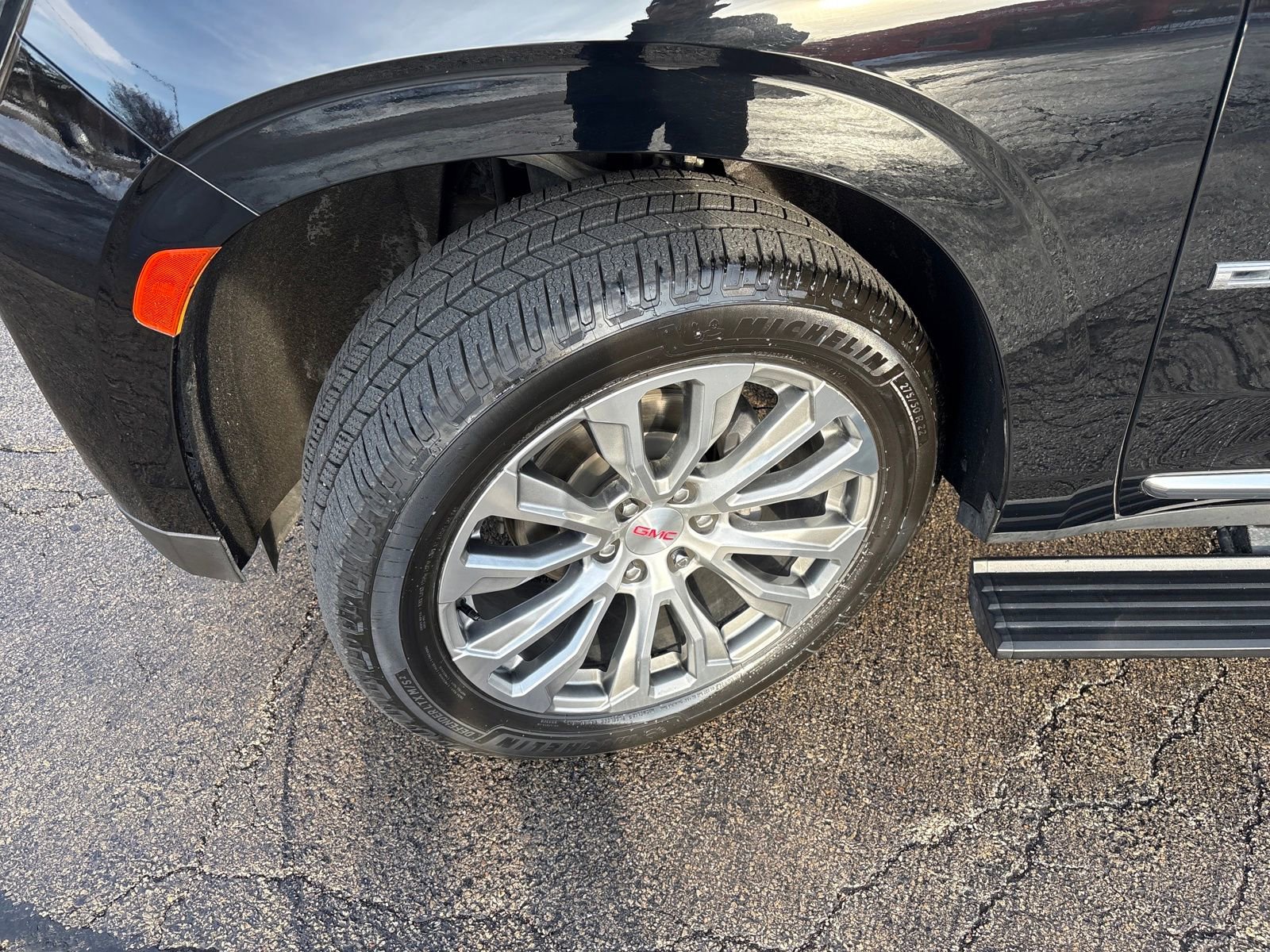 Used 2021 GMC Yukon Denali image 27