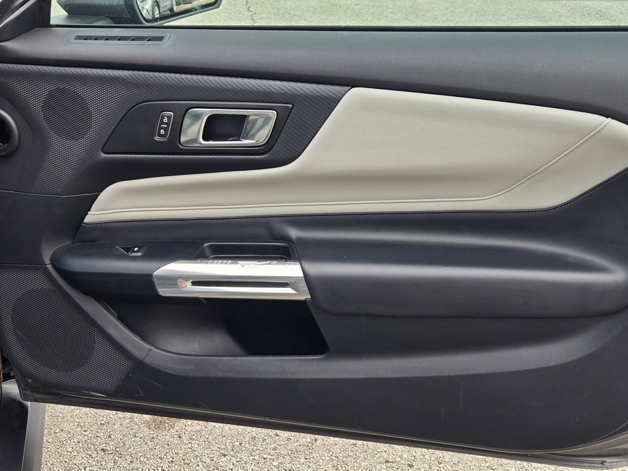 Used 2024 Ford Mustang Premium RWD image 26