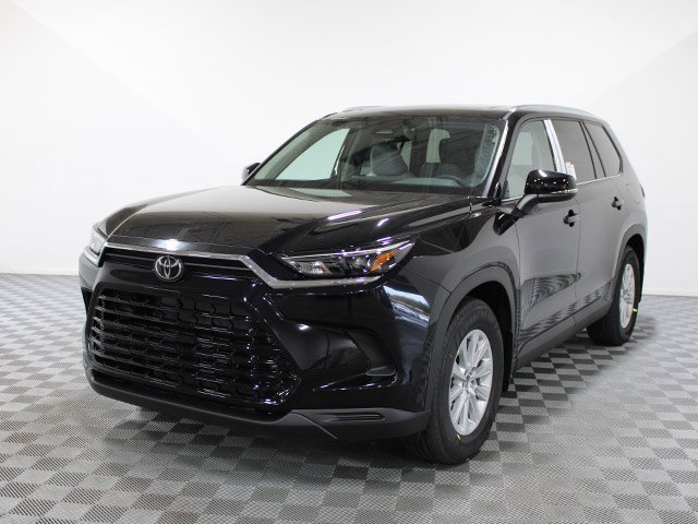 New 2026 Toyota Grand Highlander XLE image 2
