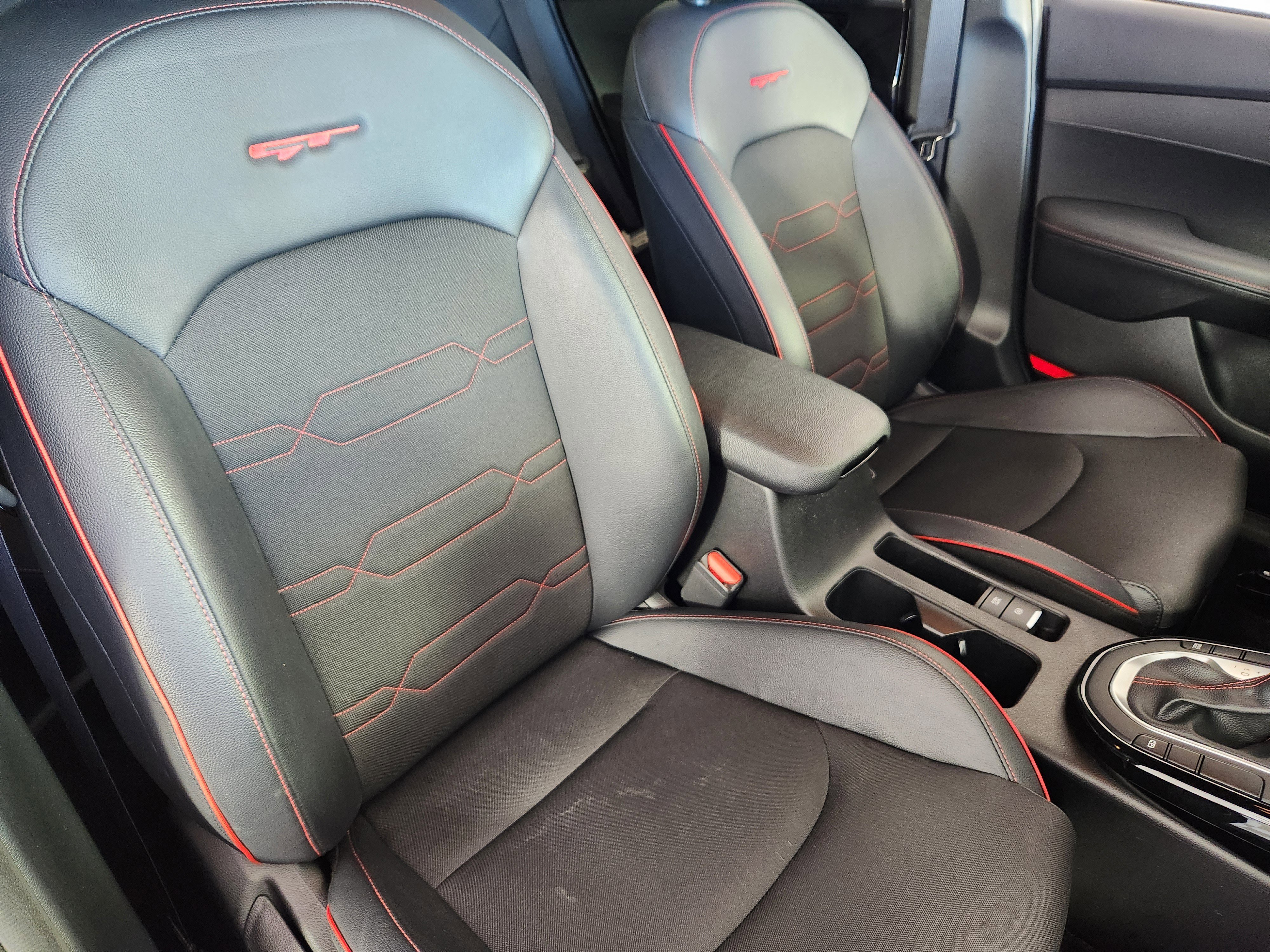 Used 2023 Kia Forte GT image 10