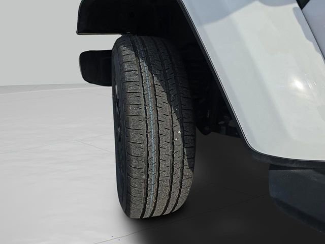 Used 2024 Jeep Wrangler Unlimited Sahara image 35