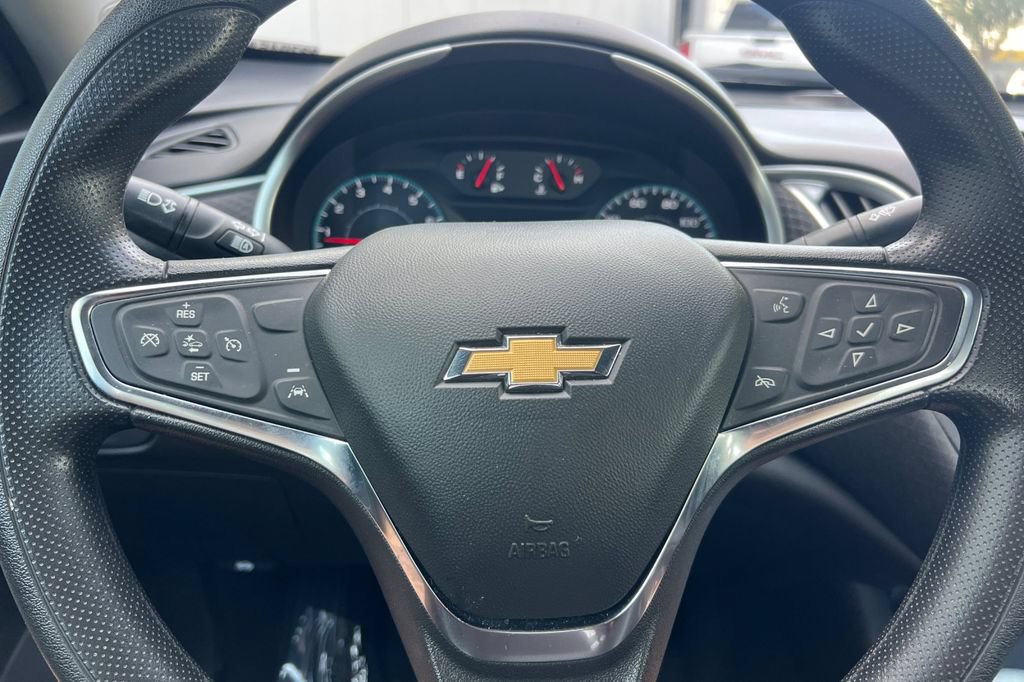 Used 2025 Chevrolet Malibu LT FWD image 22