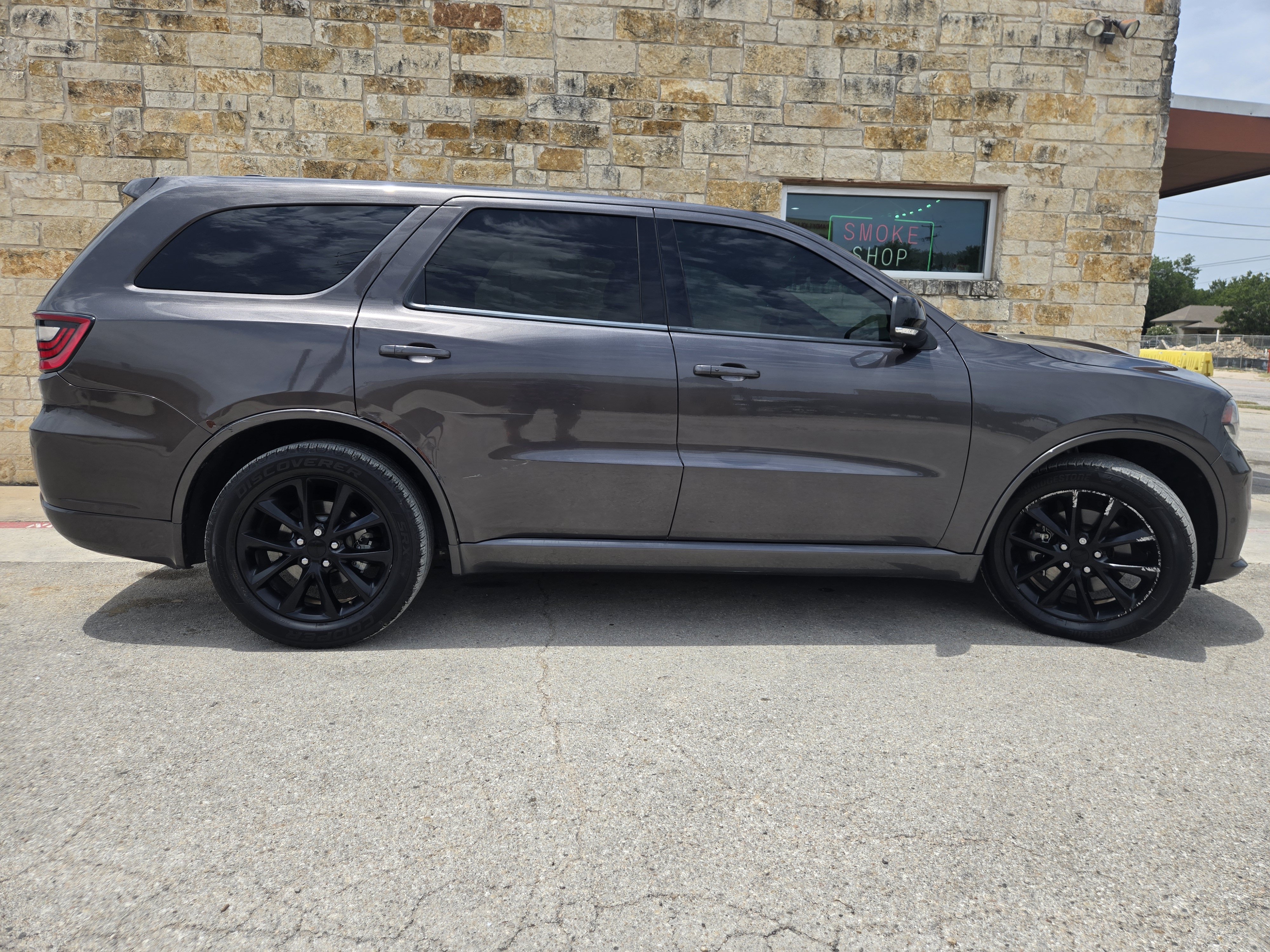 Used 2018 Dodge Durango R/T w/ Blacktop Package RWD image 19
