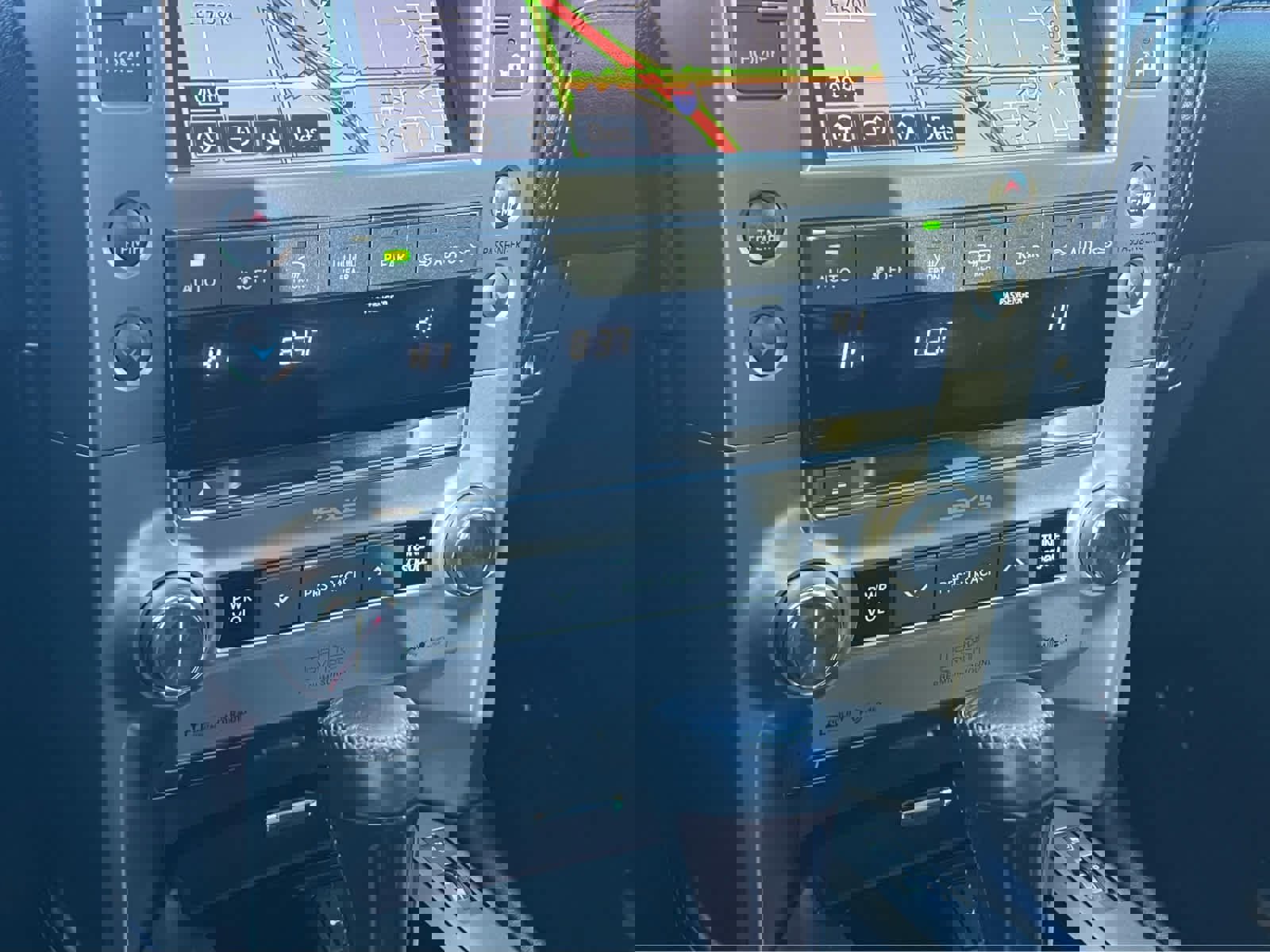 Used 2017 Lexus GX 460 Luxury image 37