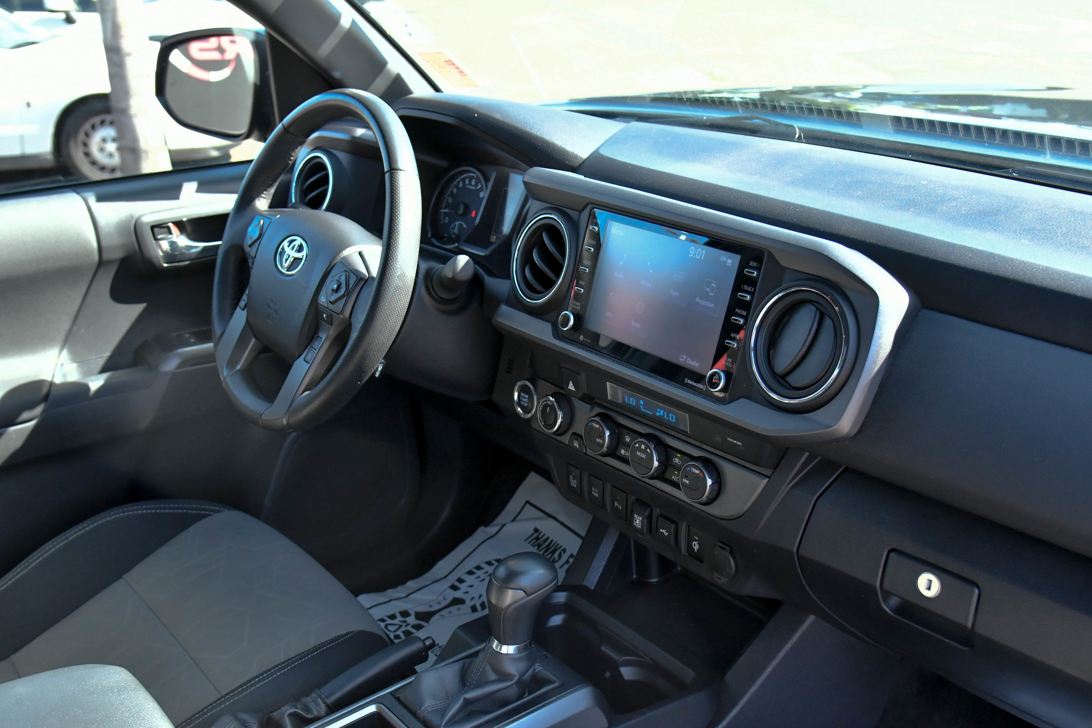 Used 2023 Toyota Tacoma TRD Off-Road w/ Technology Package AWD/4WD image 42