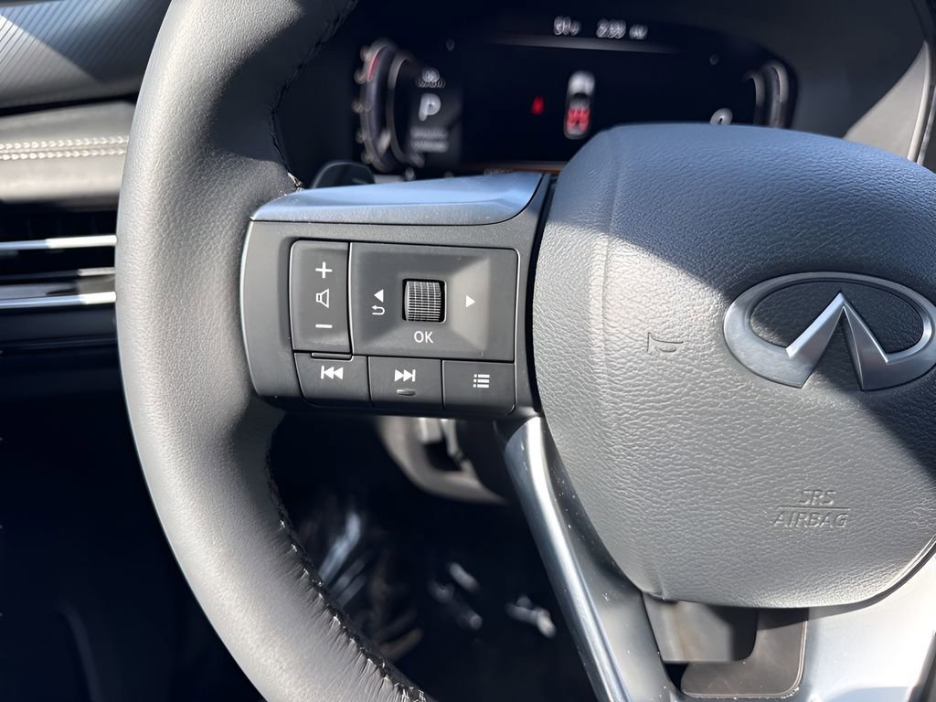 Used 2025 INFINITI QX60 Luxe image 17