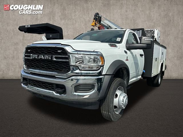 New 2024 RAM 5500 Tradesman image 3