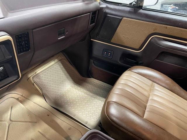Used 1989 Ford Bronco Custom image 25