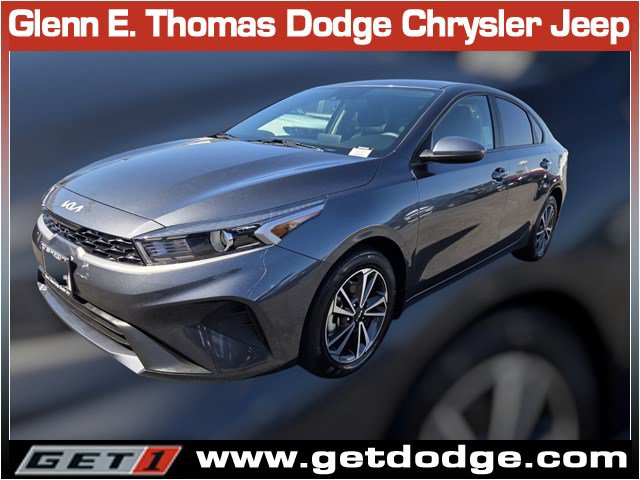 Used 2024 Kia Forte LXS FWD image 3