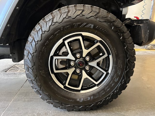 Used 2025 Jeep Wrangler Unlimited Rubicon w/ Safety Group AWD/4WD image 12