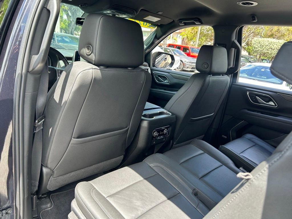 Used 2022 Chevrolet Tahoe LT w/ Luxury Package AWD/4WD image 40