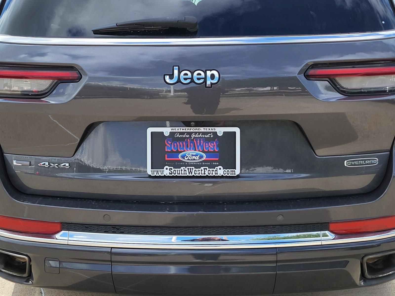 Used 2021 Jeep Grand Cherokee L Overland w/ Luxury Tech Group IV AWD/4WD image 10