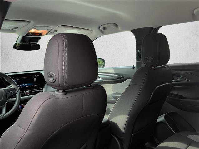Used 2024 Chevrolet TrailBlazer LT FWD image 19