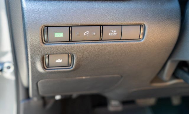 Certified 2024 Nissan Sentra SV w/ SV Premium Package FWD image 23