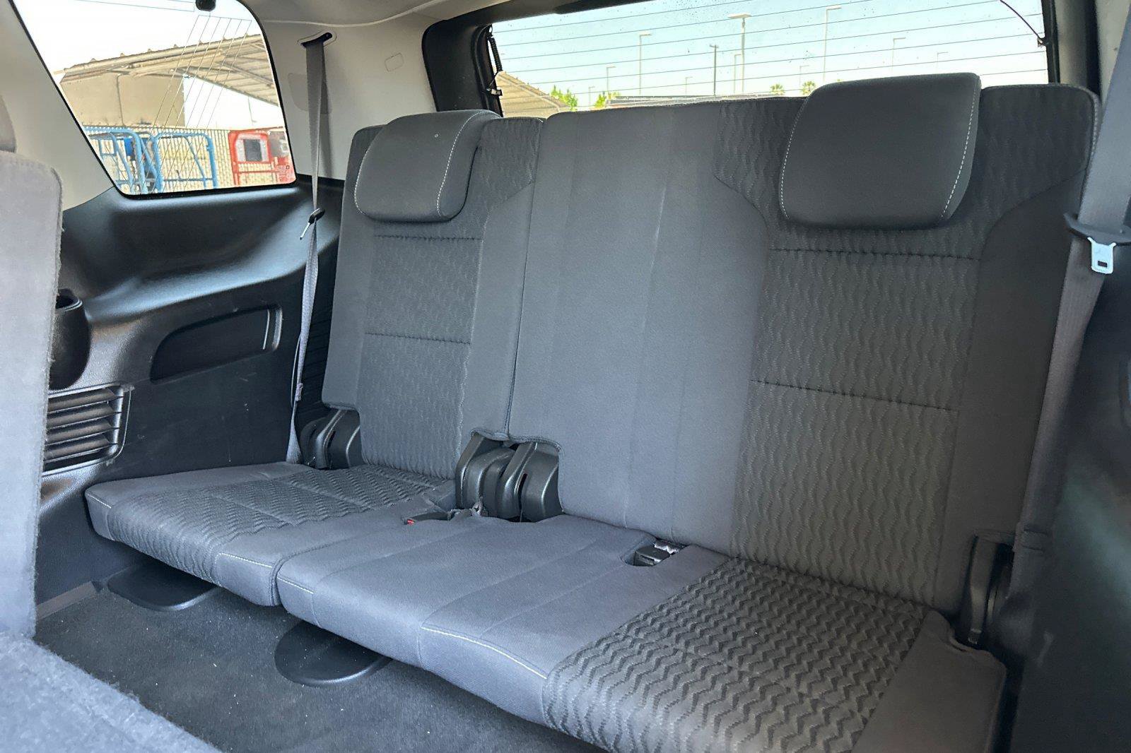 Used 2016 Chevrolet Tahoe LS RWD image 15