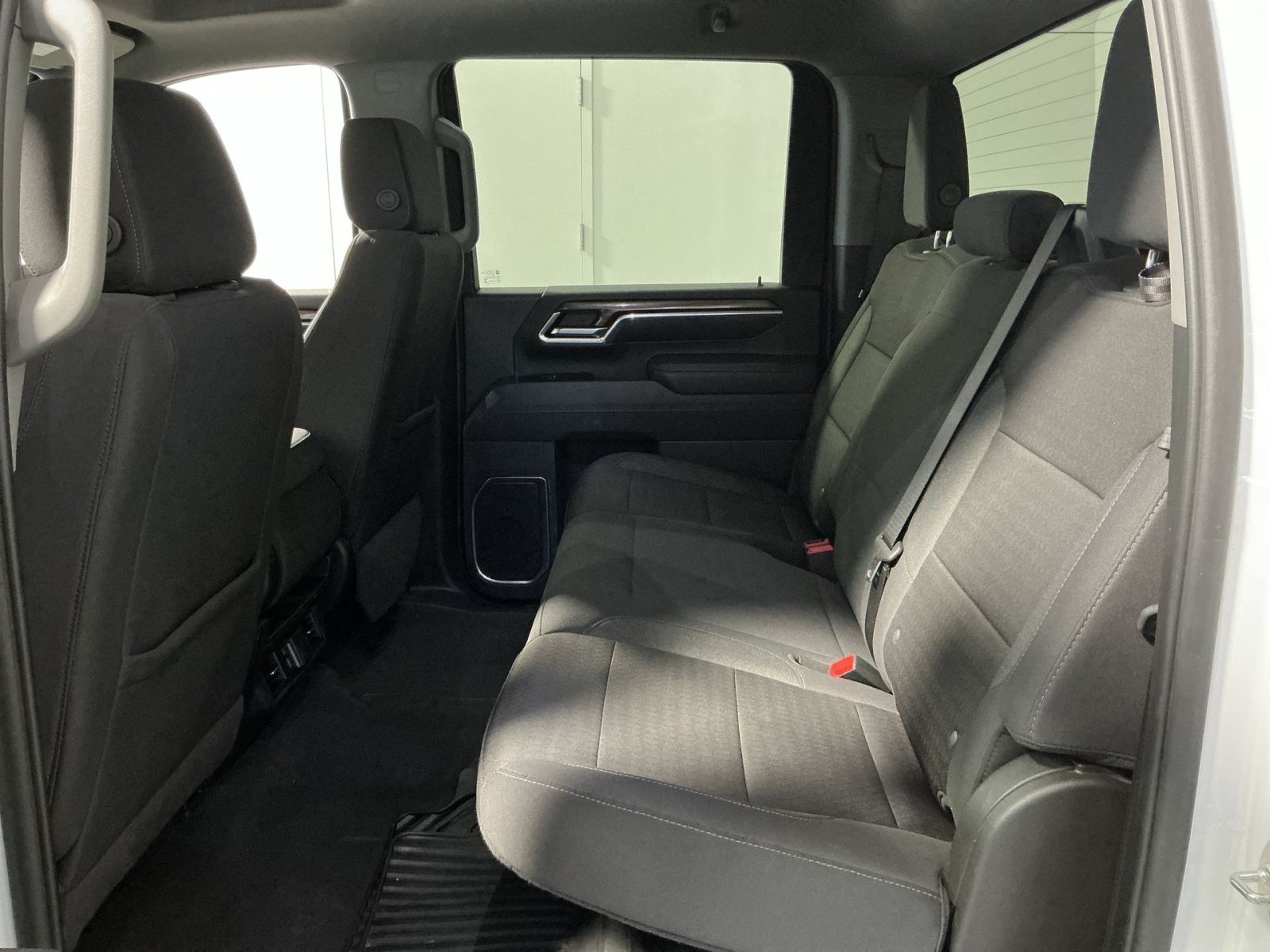 Used 2025 Chevrolet Silverado 2500 LT w/ Convenience Package AWD/4WD image 23