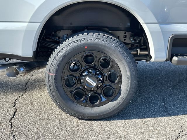 New 2026 Ford F250 Lariat w/ Black Appearance Package image 16