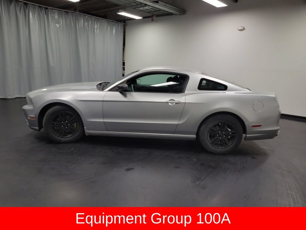 Used 2014 Ford Mustang Coupe RWD image 6