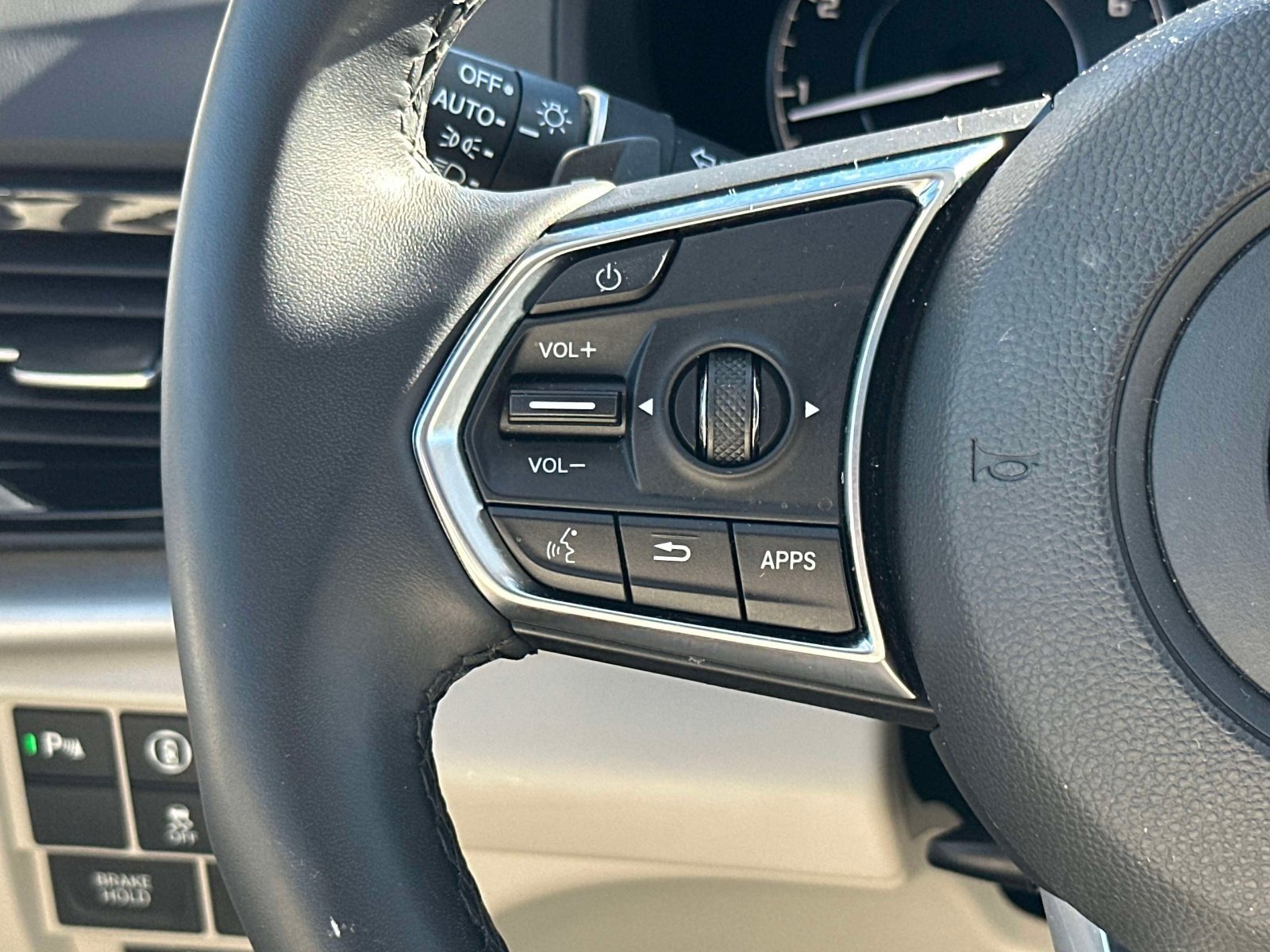 Used 2025 Acura RDX w/ Technology Package AWD/4WD image 23