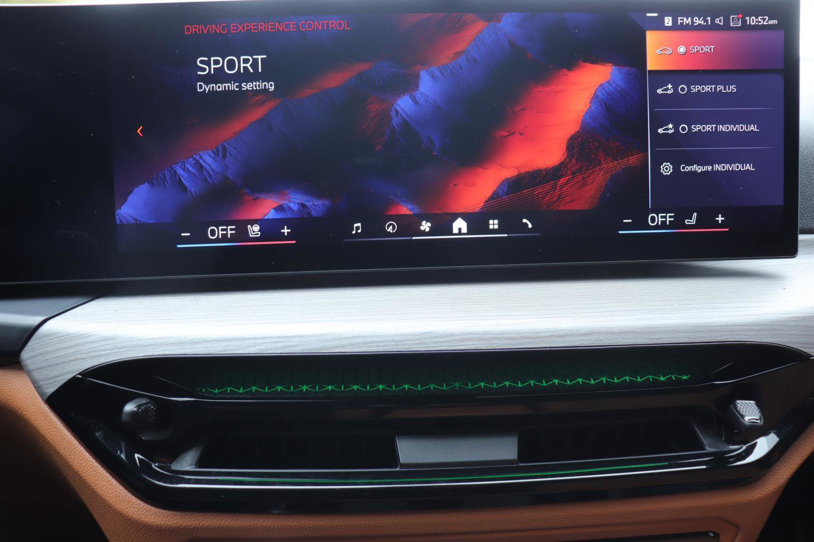 Certified 2025 BMW 430i w/ Premium Package image 41