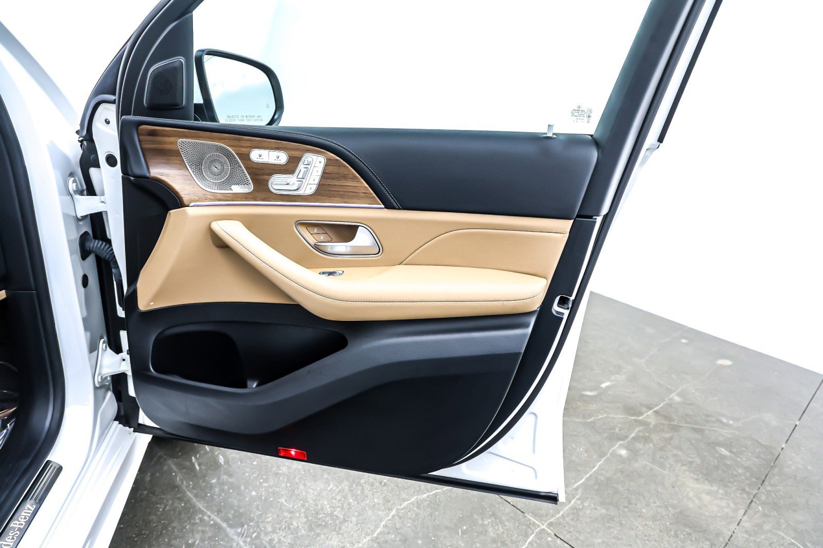 Certified 2024 Mercedes-Benz GLE 350 4MATIC image 26