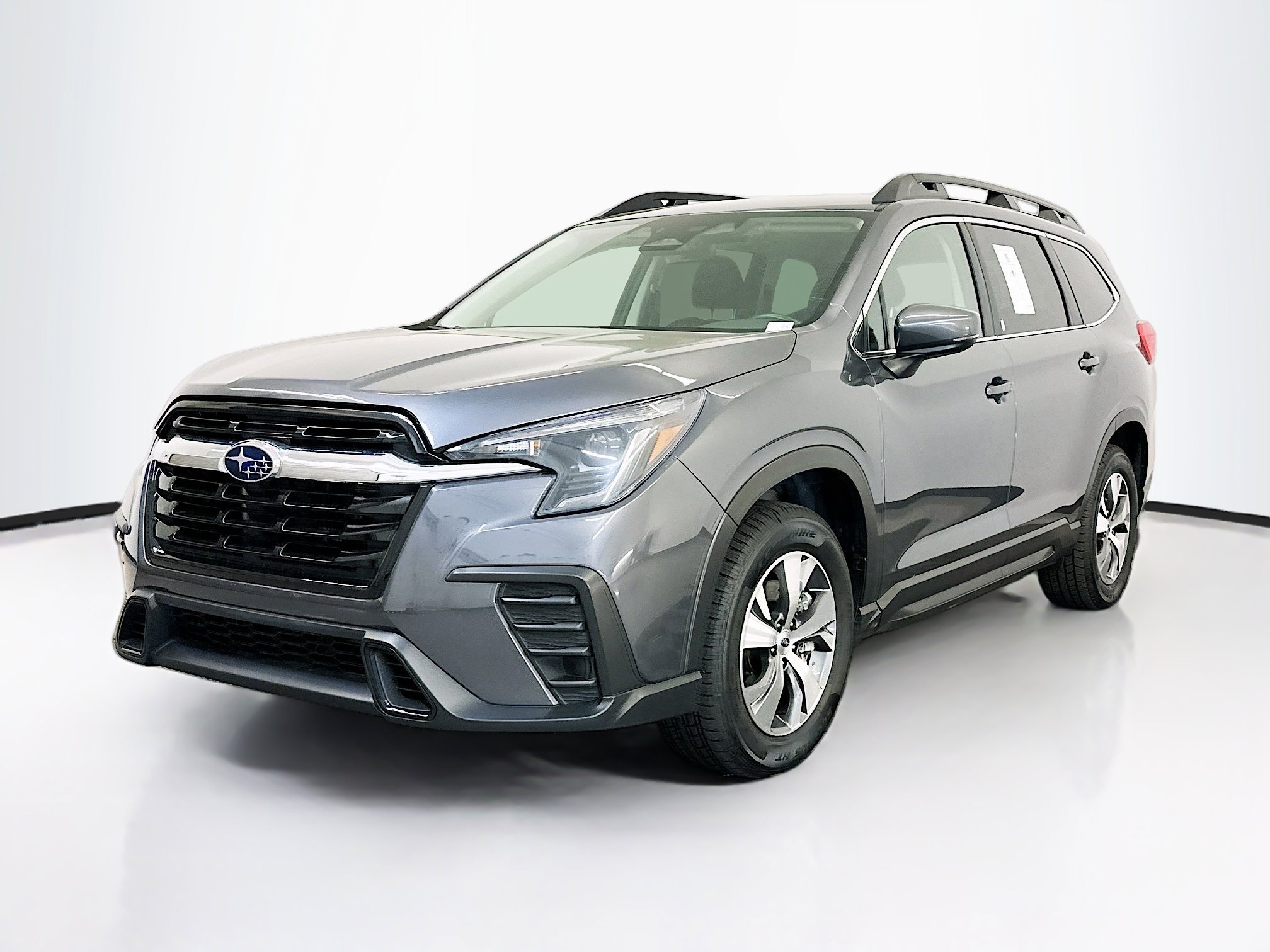 Used 2025 Subaru Ascent Premium AWD/4WD image 3