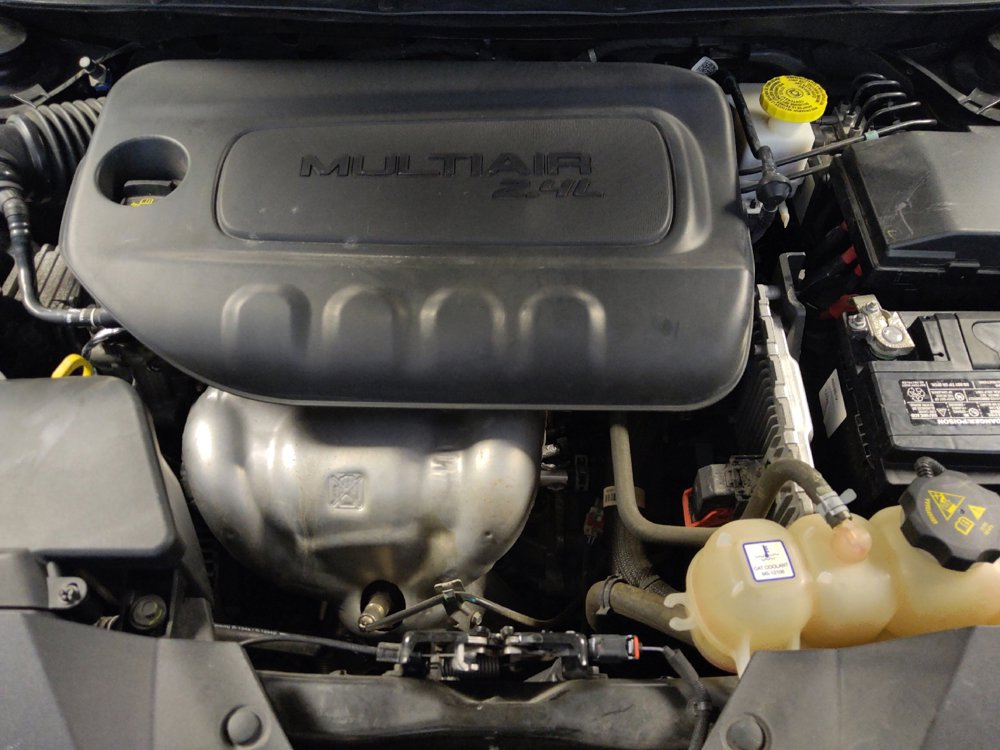 Used 2020 Jeep Cherokee Latitude FWD image 30