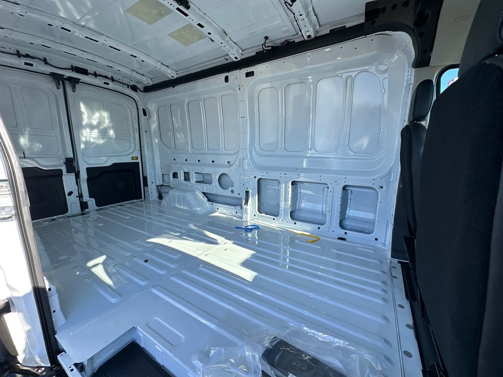 New 2026 Ford Transit 250 148 Medium Roof image 13
