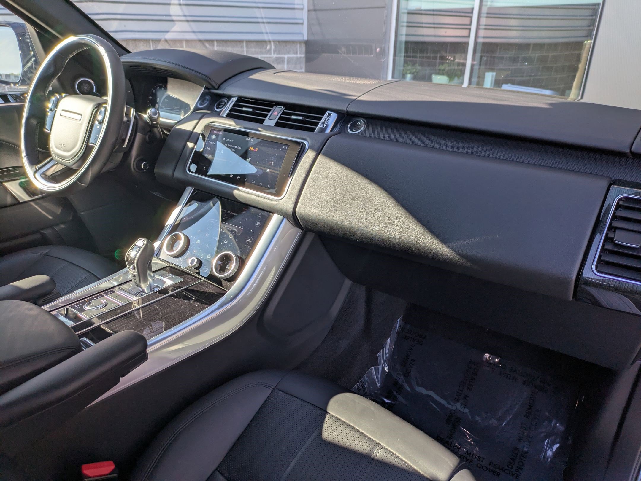 Used 2021 Land Rover Range Rover Sport HSE Silver Edition image 32