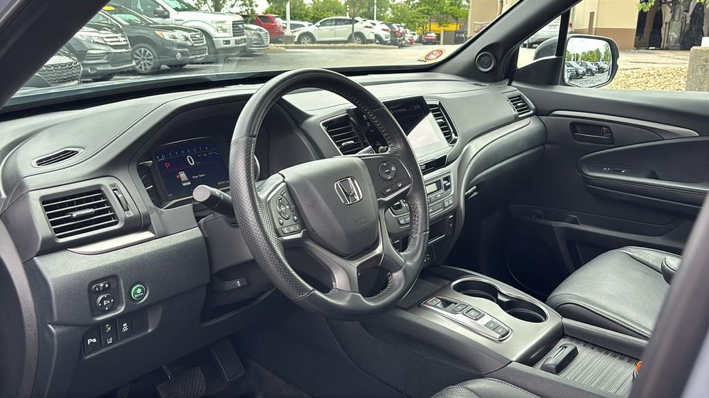 Used 2023 Honda Passport EX-L image 23