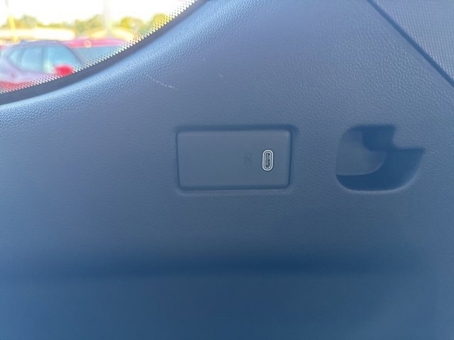 New 2026 Chevrolet Tahoe High Country image 39