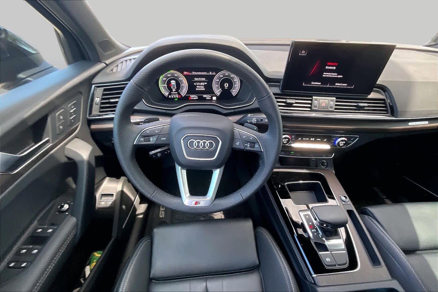 Used 2025 Audi Q5 e Premium Plus w/ Premium Plus Package AWD/4WD image 6