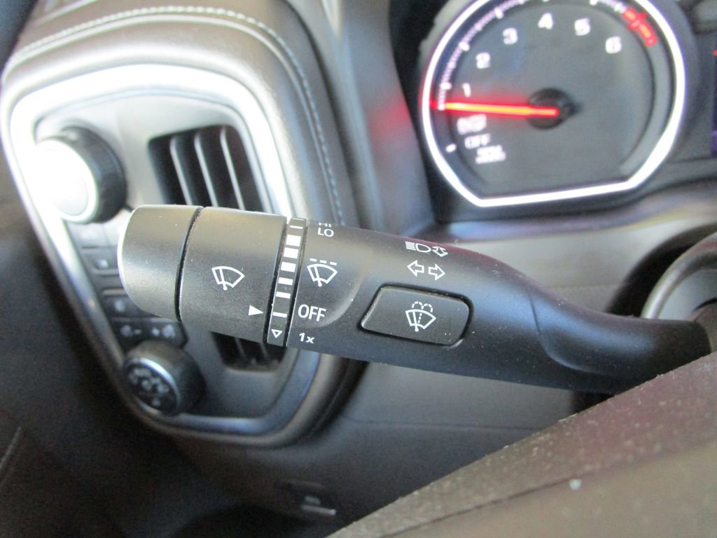 Used 2019 Chevrolet Silverado 1500 LTZ image 37