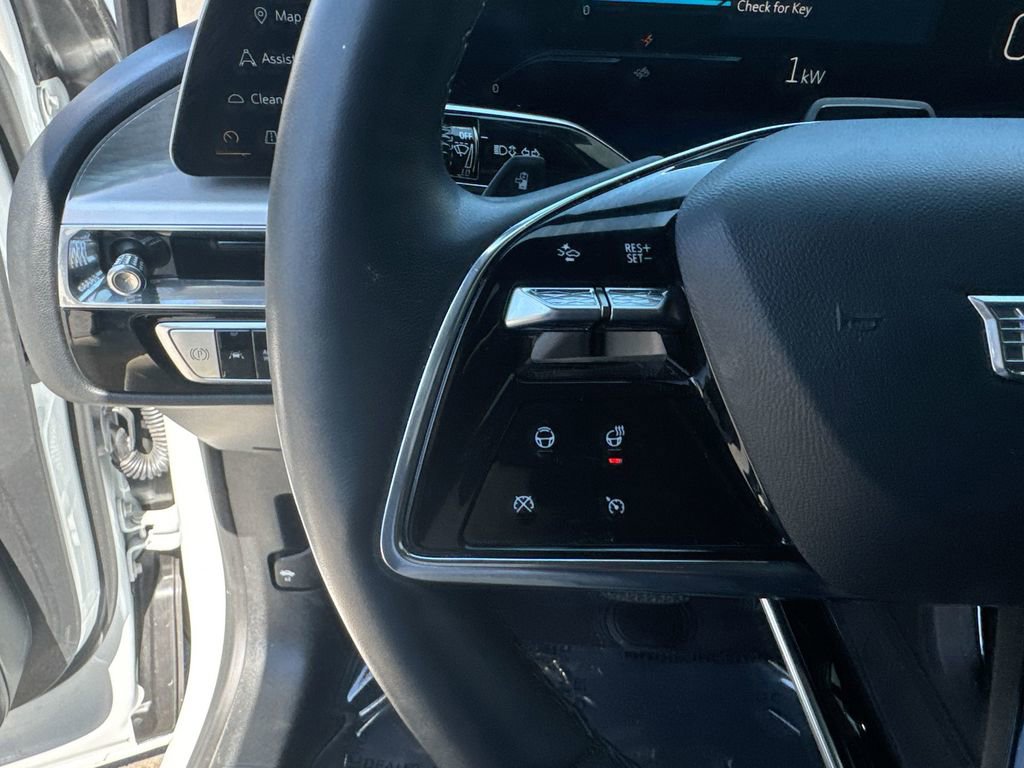 Used 2024 Cadillac Lyriq Sport image 17