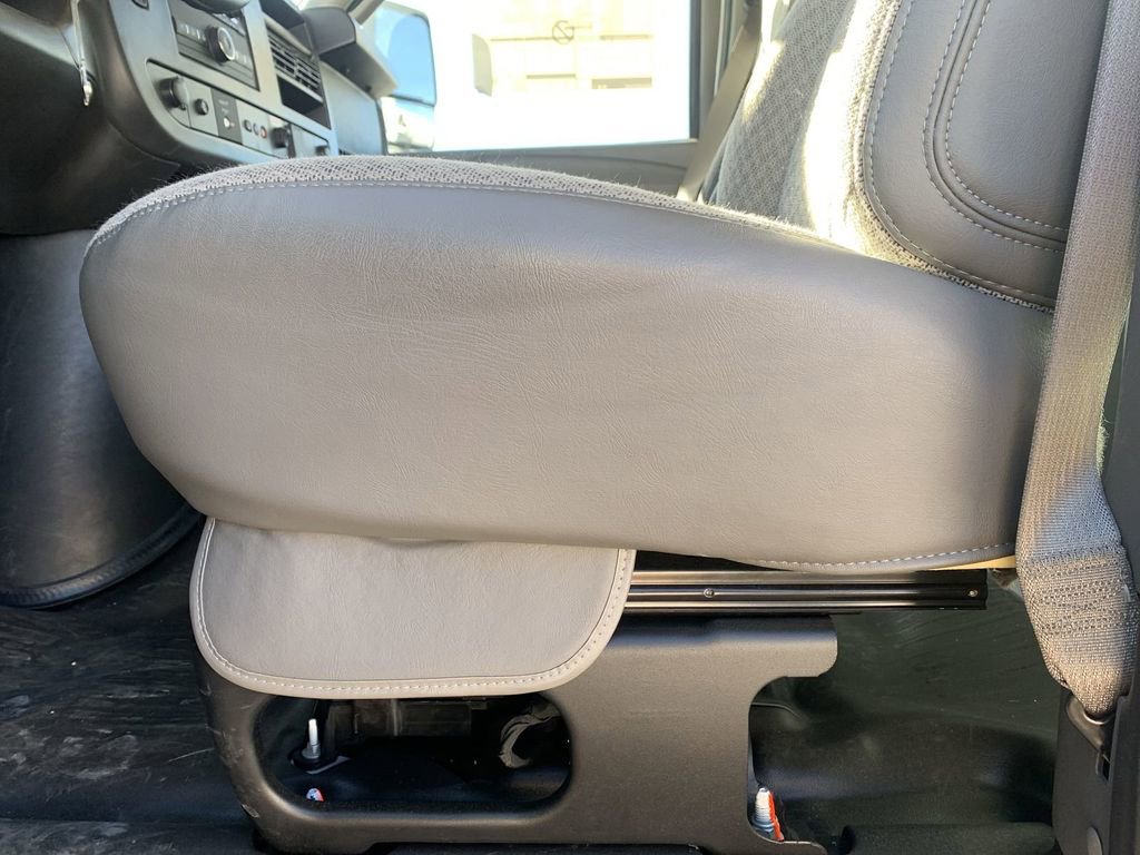 New 2025 Chevrolet Express 3500 w/ Power Convenience Package image 18