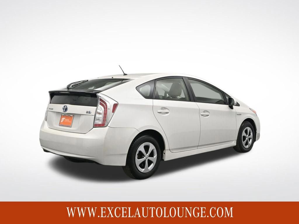 Used 2014 Toyota Prius Two image 6