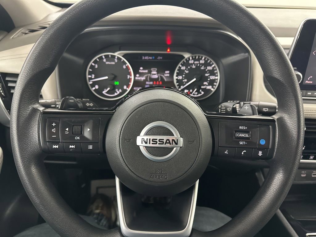 Used 2021 Nissan Rogue SV image 32