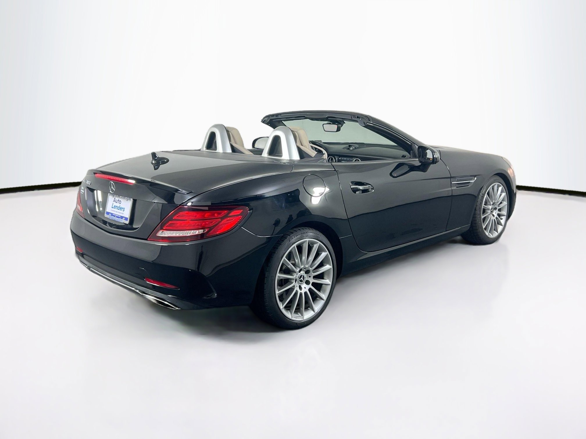 Used 2020 Mercedes-Benz SLC 300 image 5