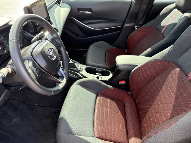 Used 2025 Toyota Corolla SE FWD image 17