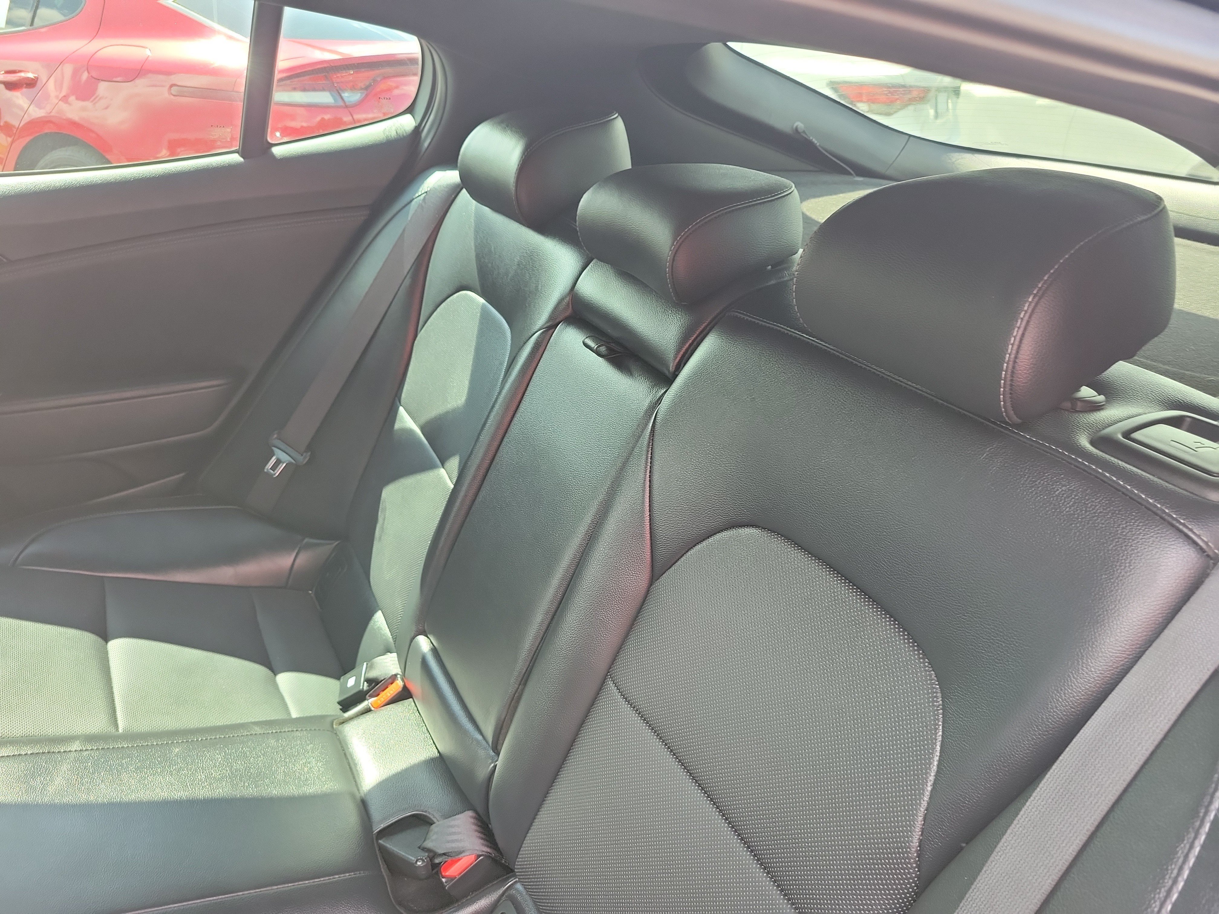 Certified 2022 Kia Stinger GT-Line RWD image 11