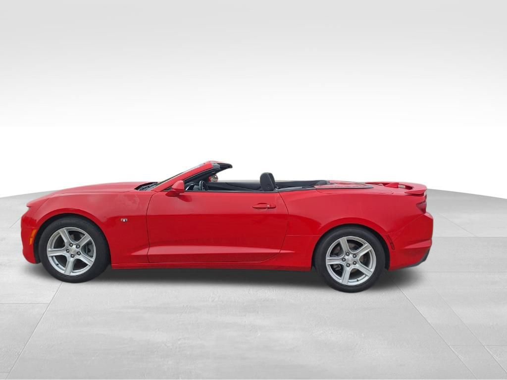Used 2020 Chevrolet Camaro LT image 18
