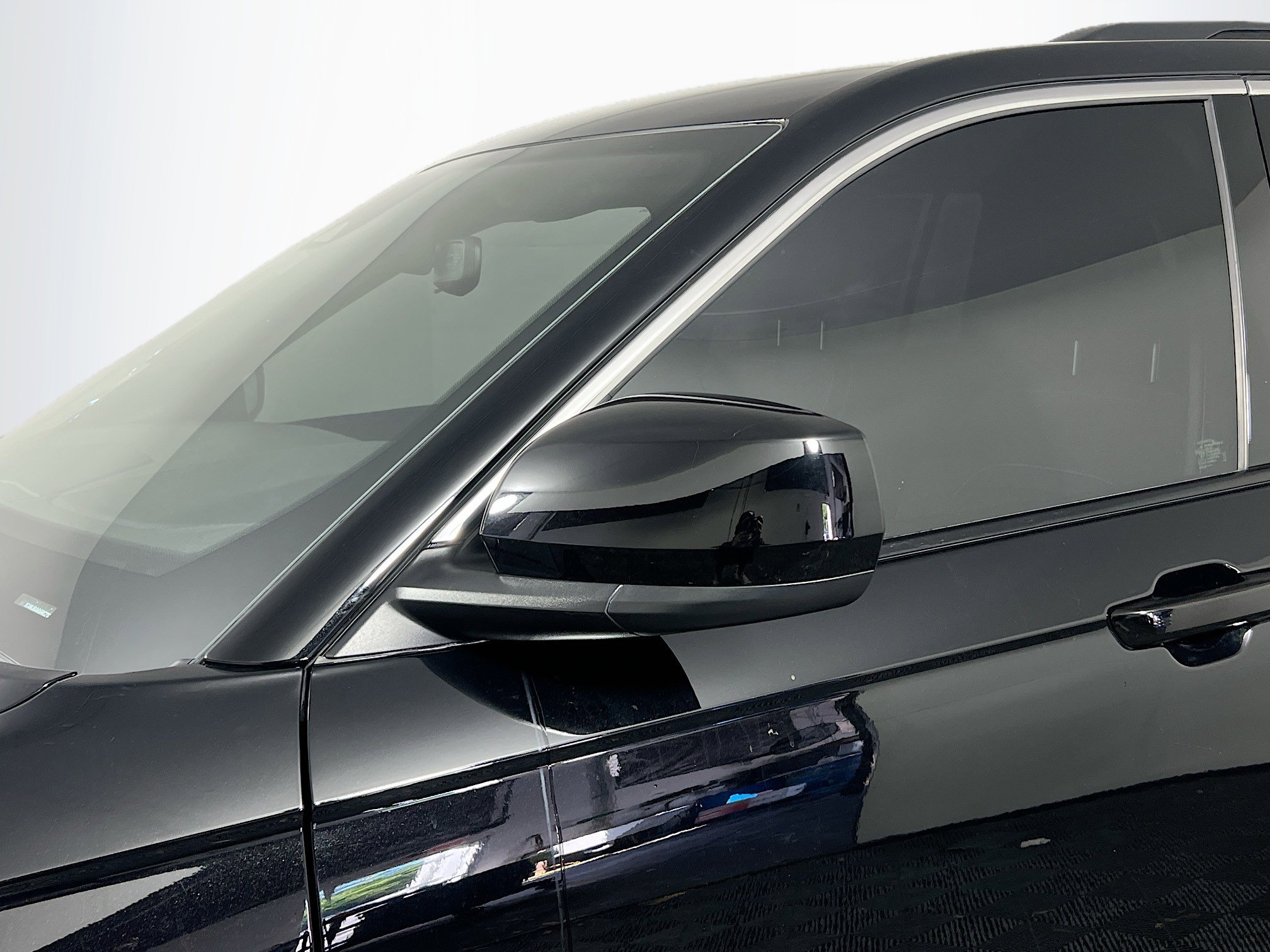 Used 2024 Jeep Grand Cherokee Laredo w/ Trailer Tow Package image 12