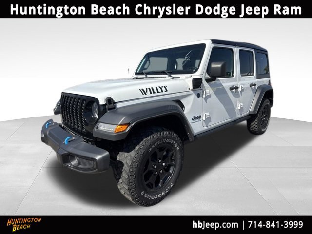 Used 2023 Jeep Wrangler Unlimited w/ Cold Weather Group AWD/4WD image 1
