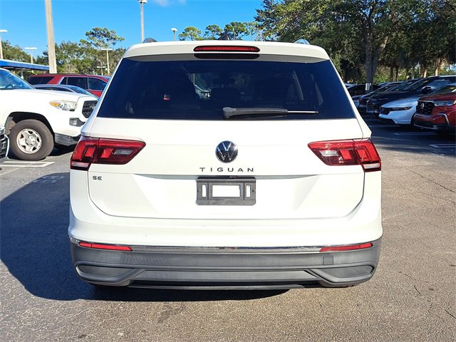 Used 2023 Volkswagen Tiguan SE image 5